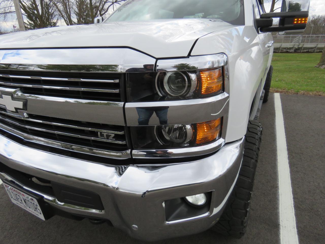 Chevrolet Silverado 2500HD LTZ Crew Cab 4WD 2016