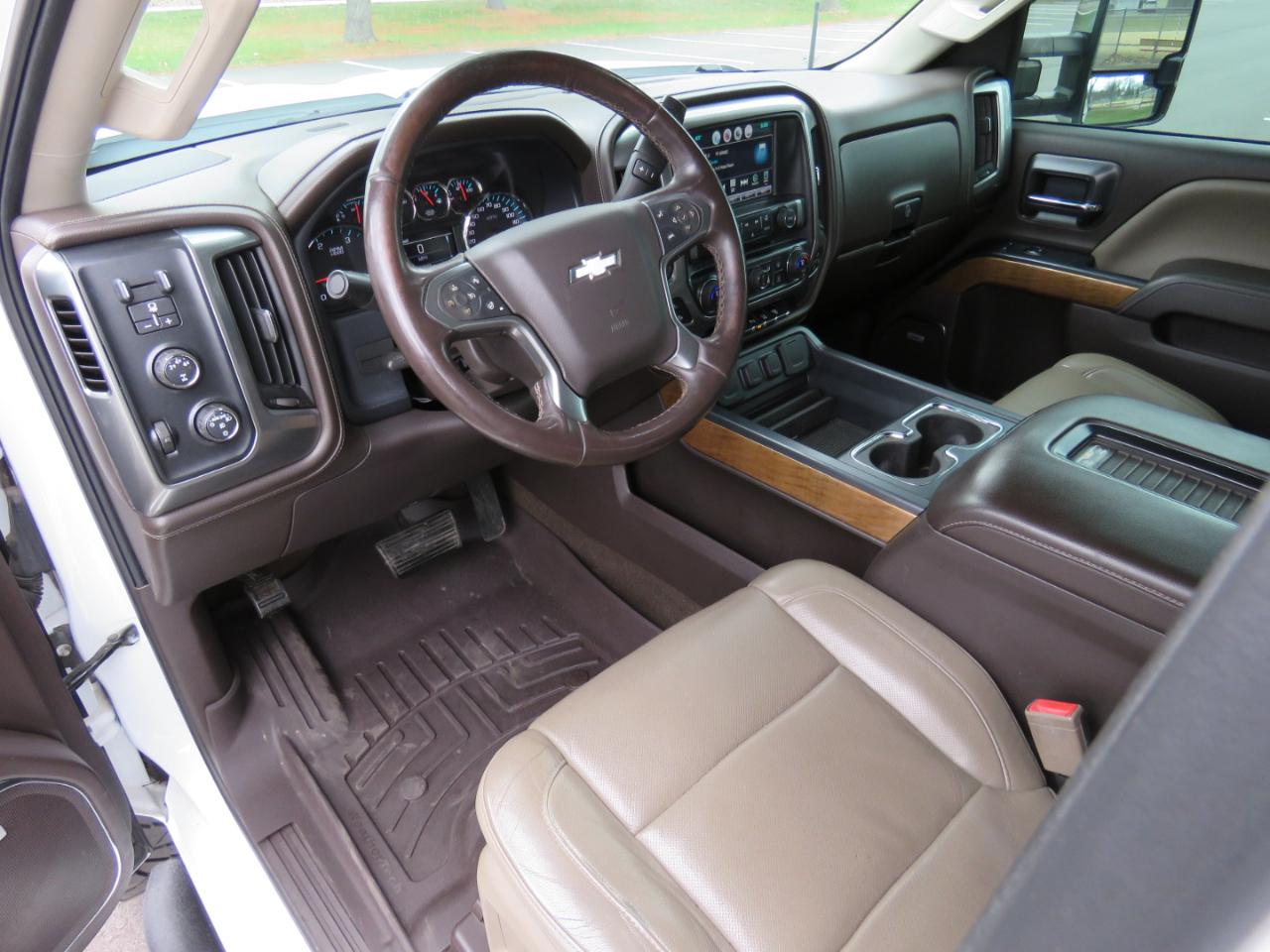 Chevrolet Silverado 2500HD LTZ Crew Cab 4WD 2016