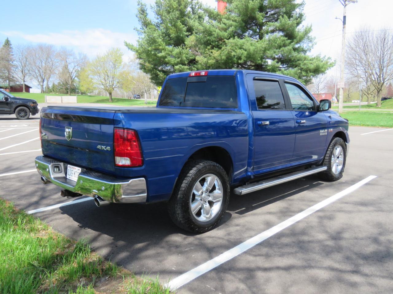 RAM 1500 Big Horn Crew Cab SWB 4WD 2017