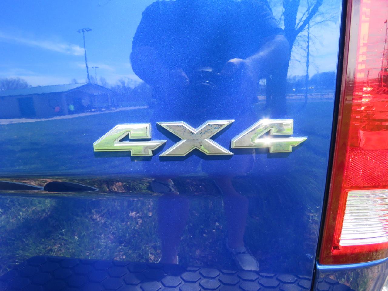 RAM 1500 Big Horn Crew Cab SWB 4WD 2017