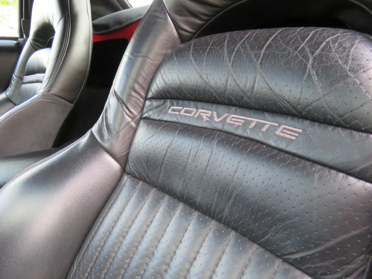 Chevrolet Corvette Convertible 2001
