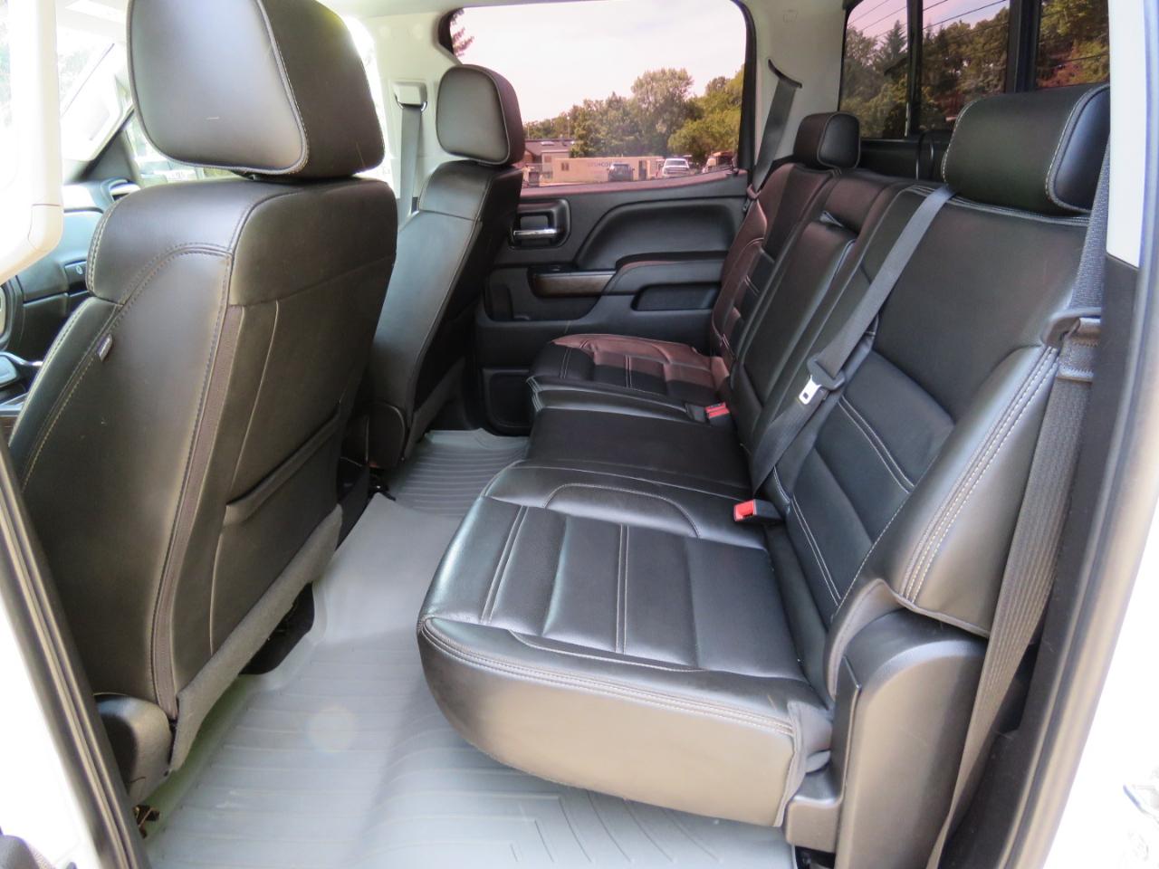GMC Sierra 3500HD Denali Crew Cab 4WD 2018