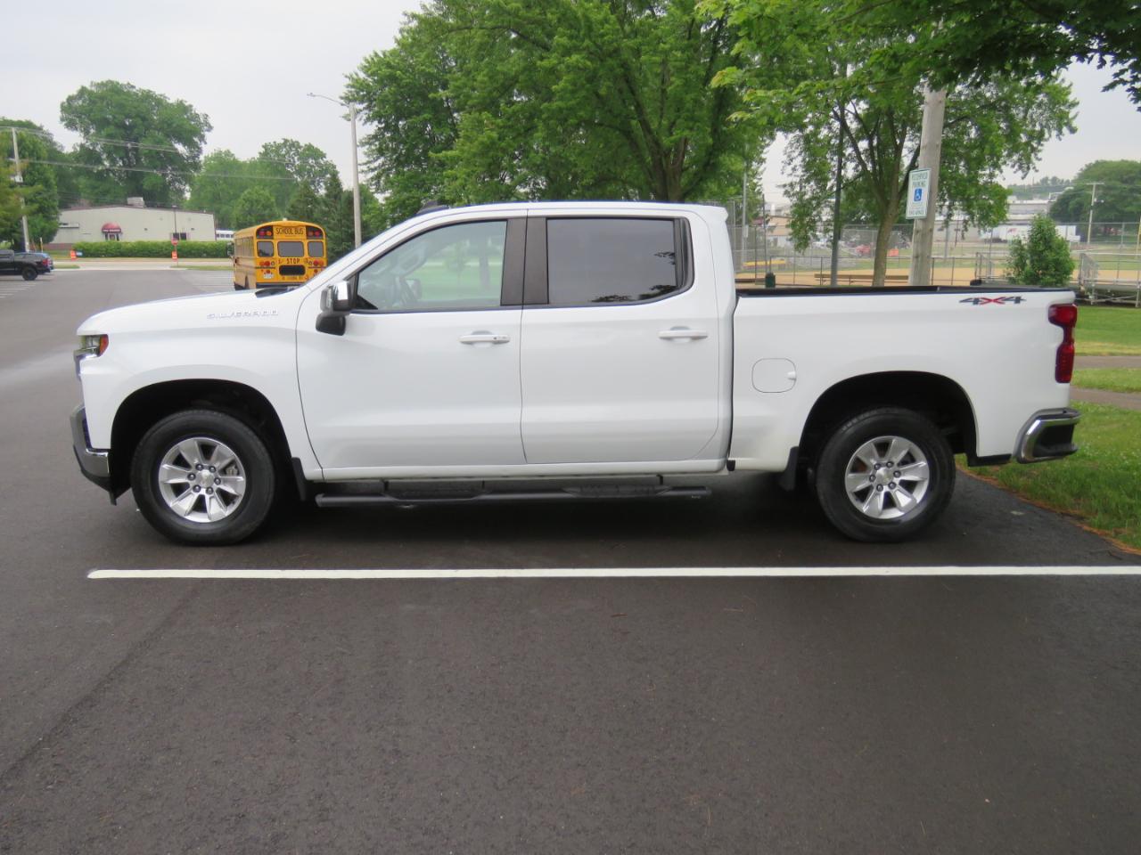 Chevrolet Silverado 1500 LT Crew Cab 4WD 2021