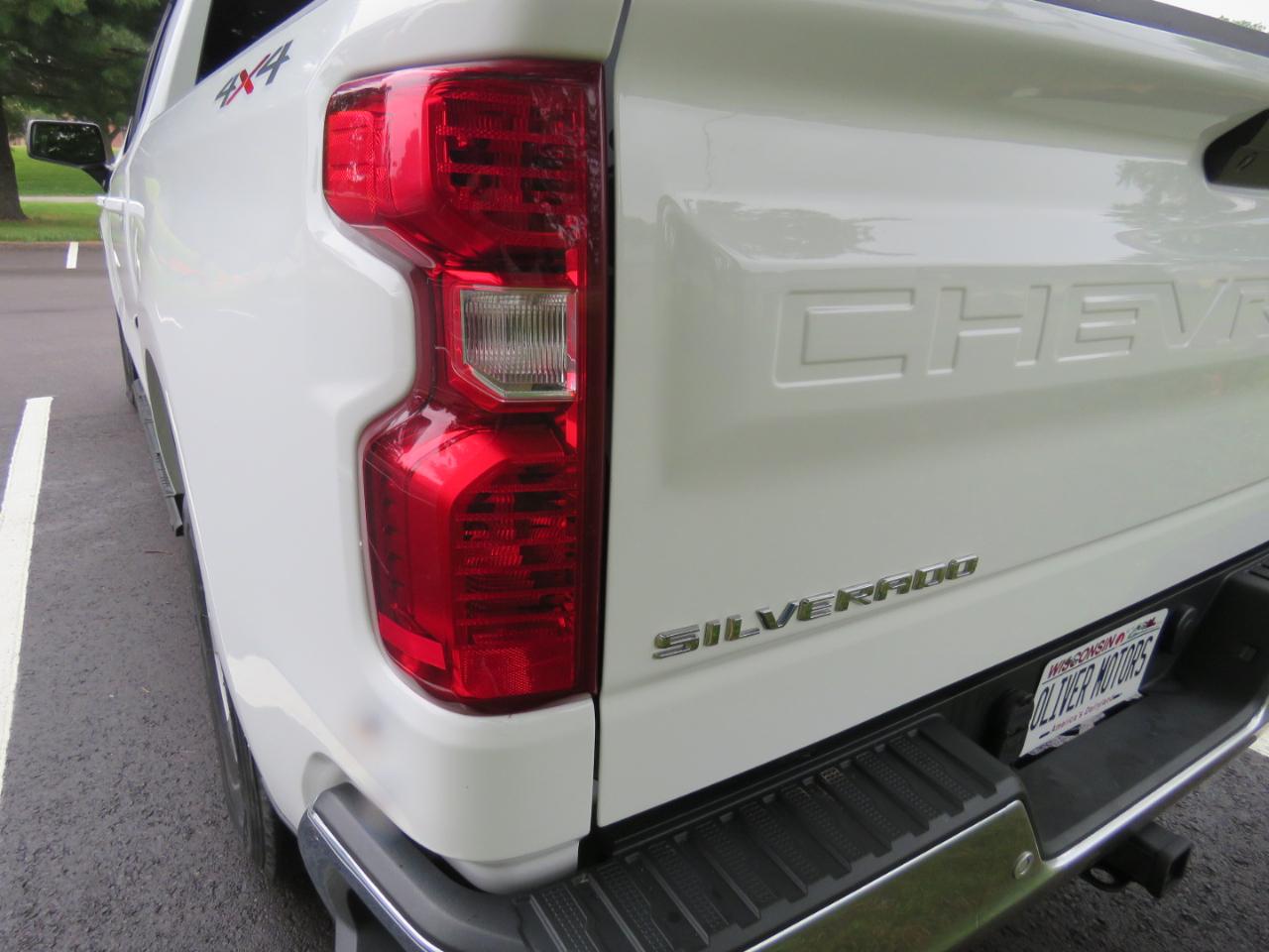 Chevrolet Silverado 1500 LT Crew Cab 4WD 2021