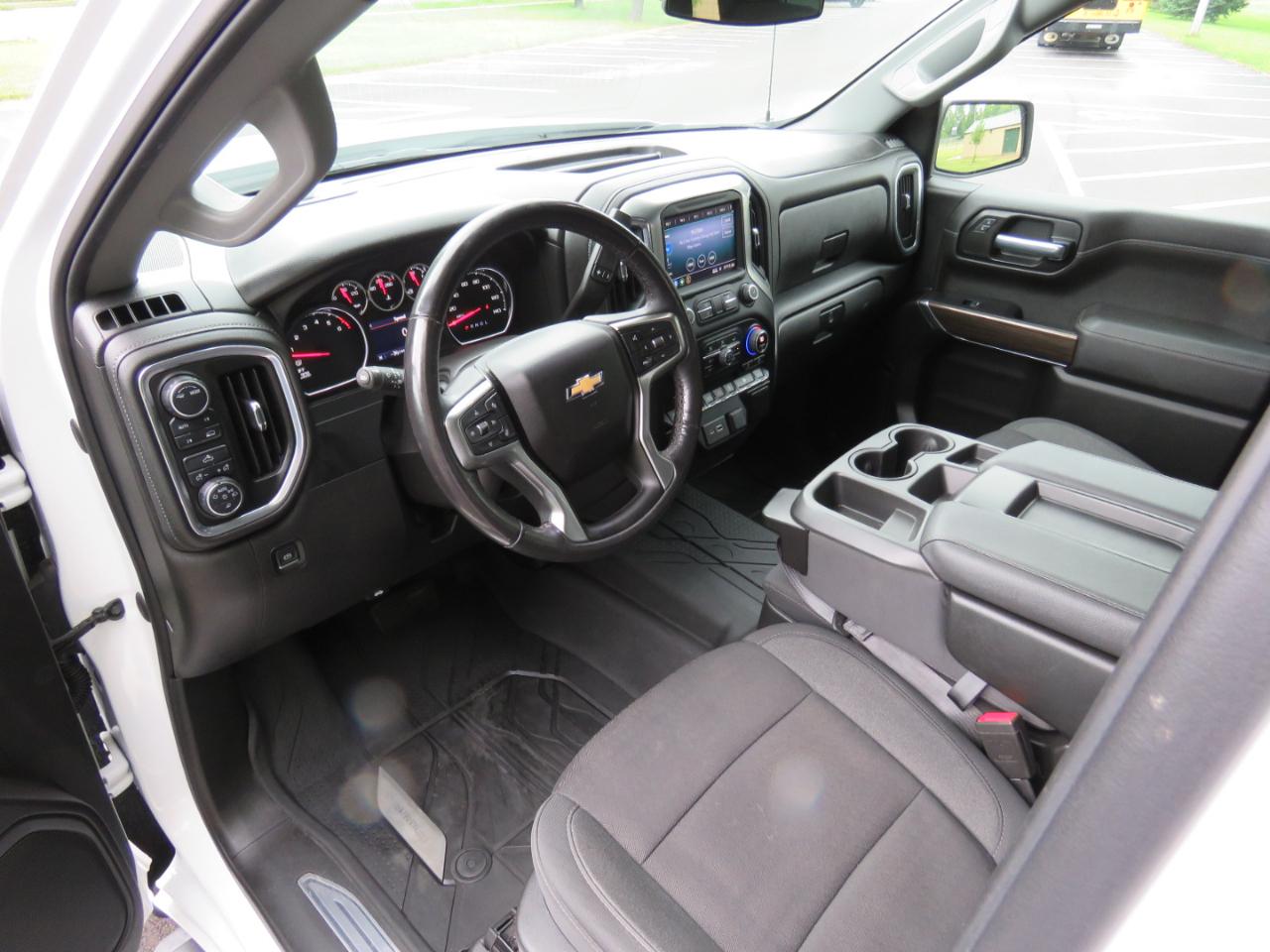 Chevrolet Silverado 1500 LT Crew Cab 4WD 2021