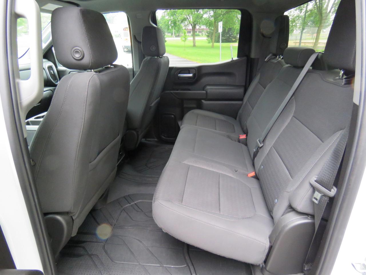 Chevrolet Silverado 1500 LT Crew Cab 4WD 2021