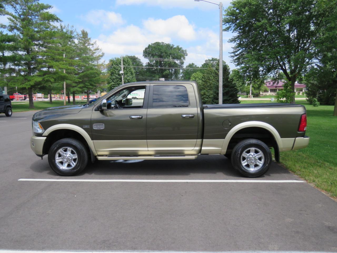 RAM 2500 Laramie Crew Cab LWB 4WD 2011