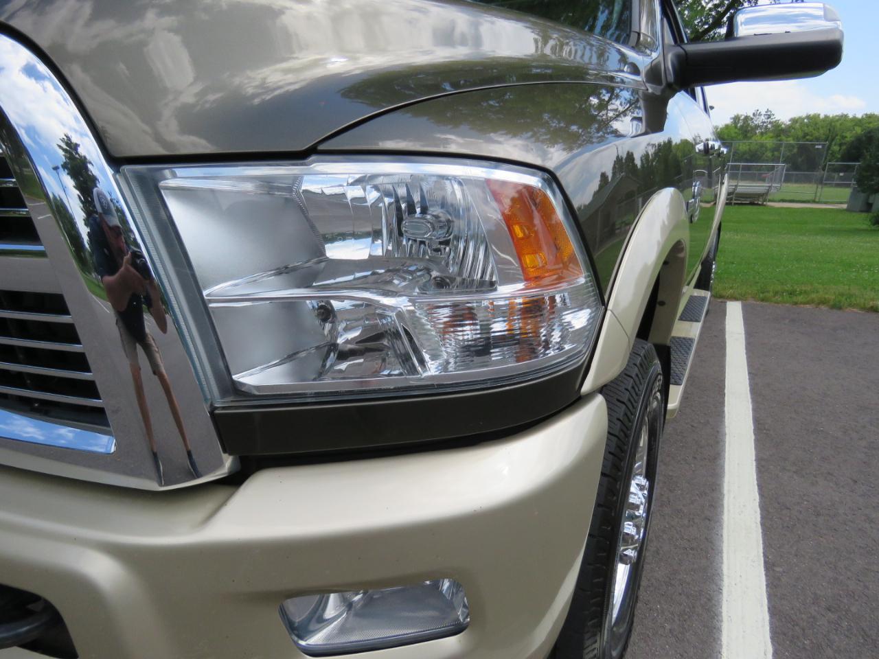 RAM 2500 Laramie Crew Cab LWB 4WD 2011