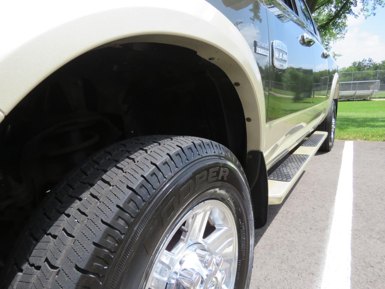 RAM 2500 Laramie Crew Cab LWB 4WD 2011