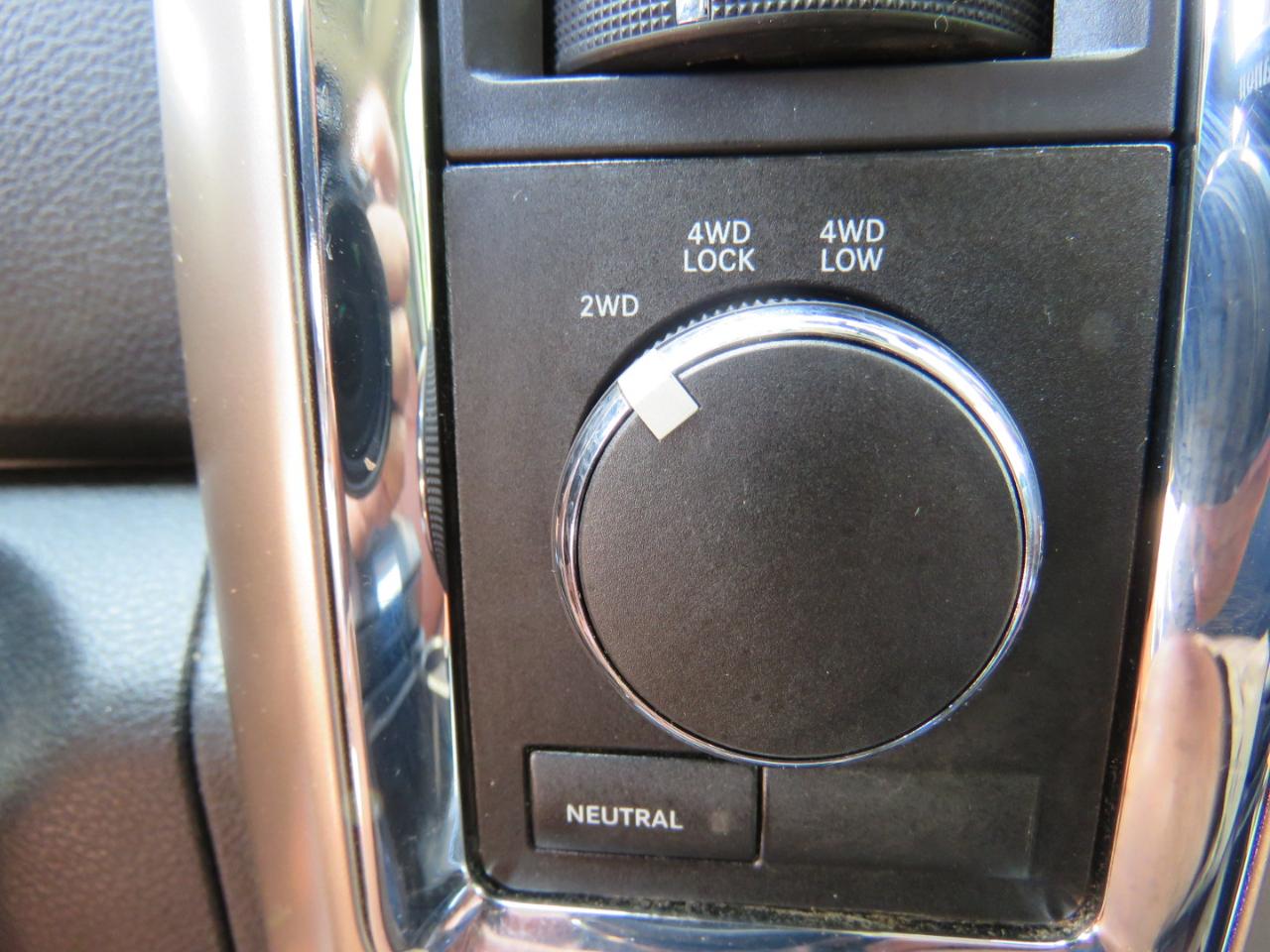RAM 2500 Laramie Crew Cab LWB 4WD 2011