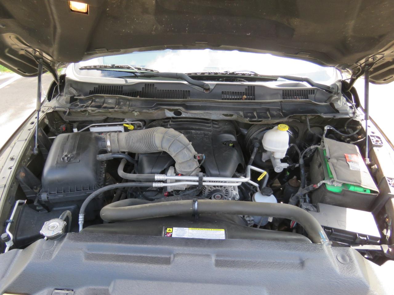 RAM 2500 Laramie Crew Cab LWB 4WD 2011