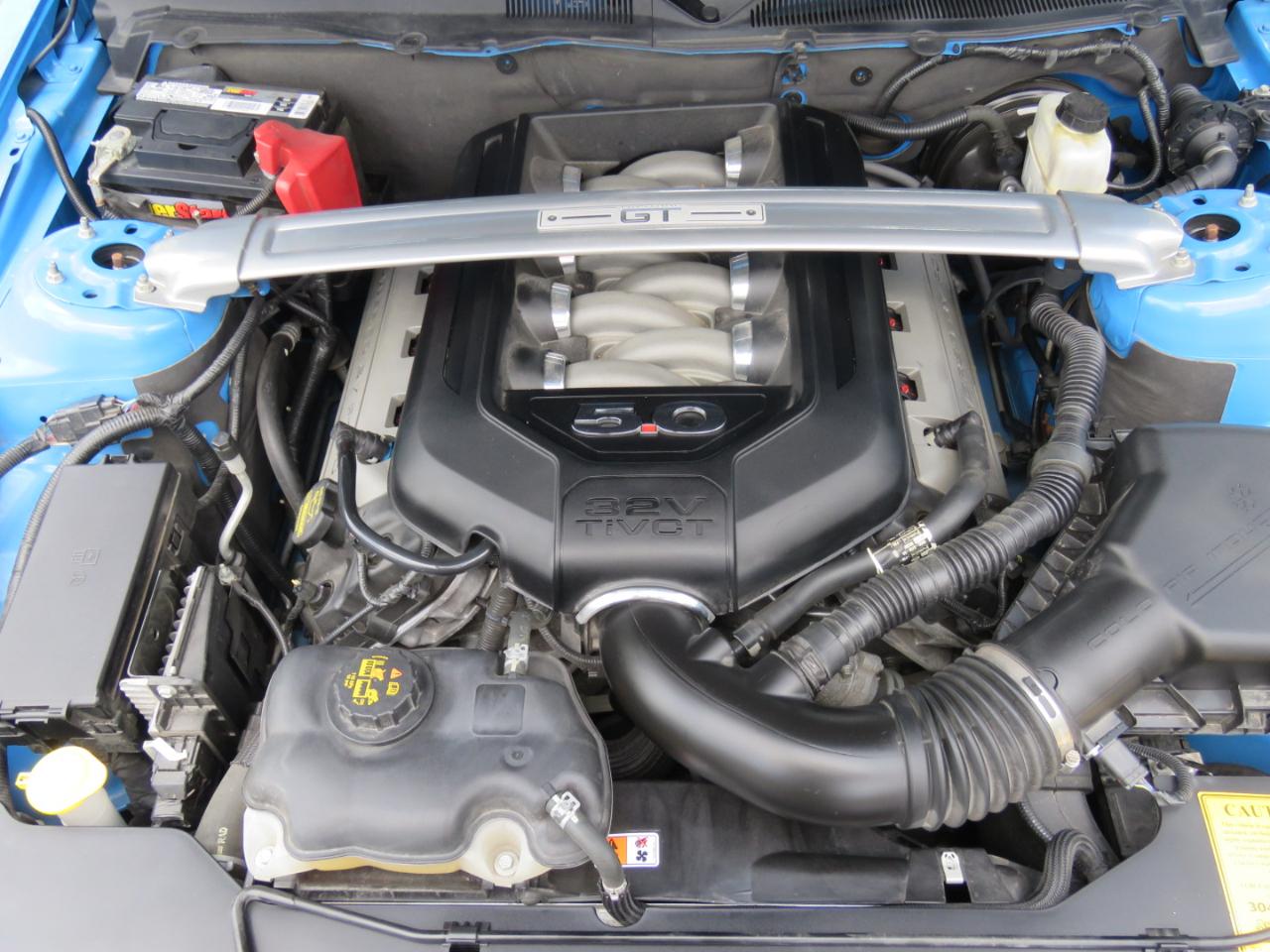 Ford Mustang GT Premium 2012
