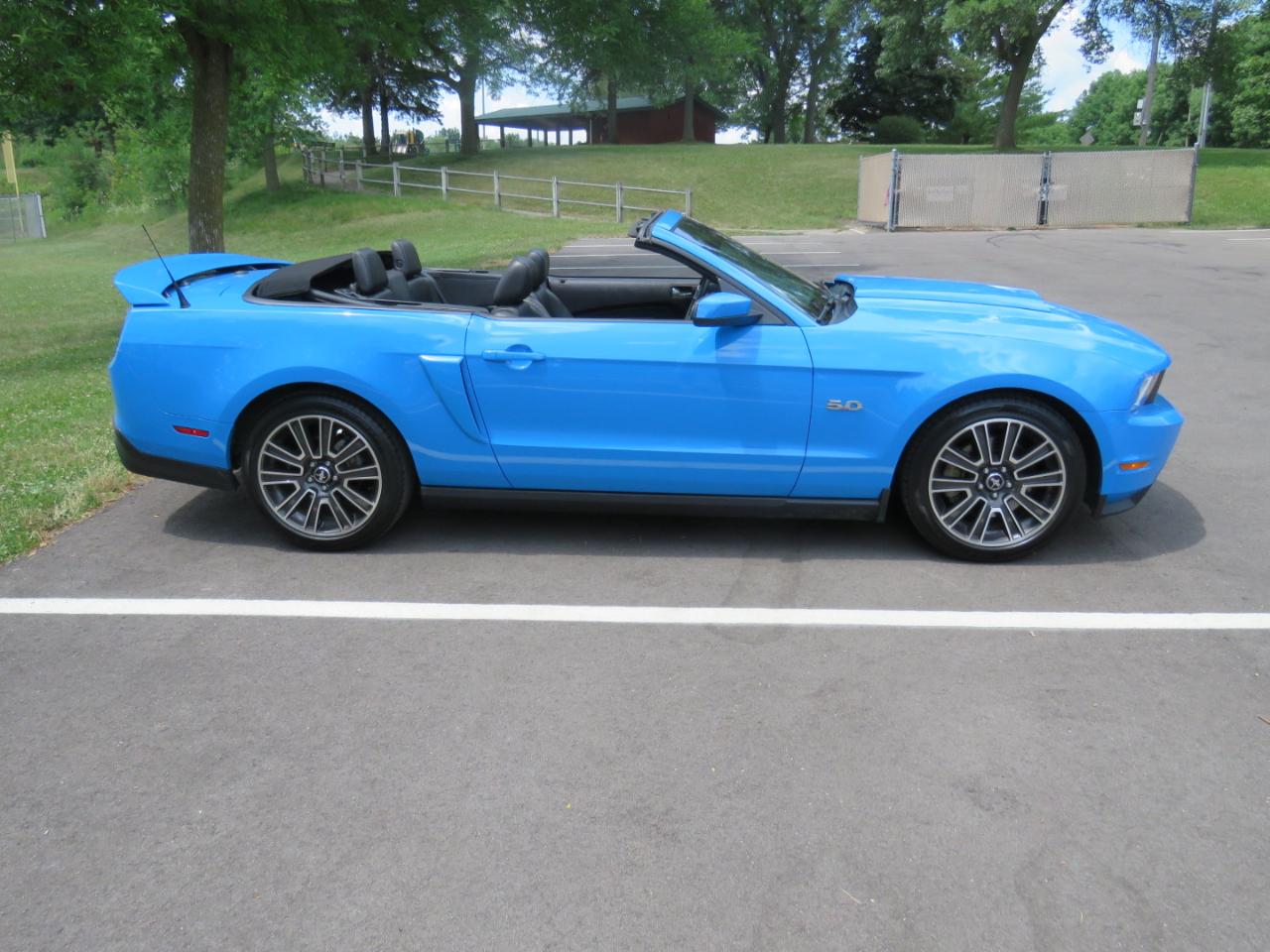 Ford Mustang GT Premium 2012