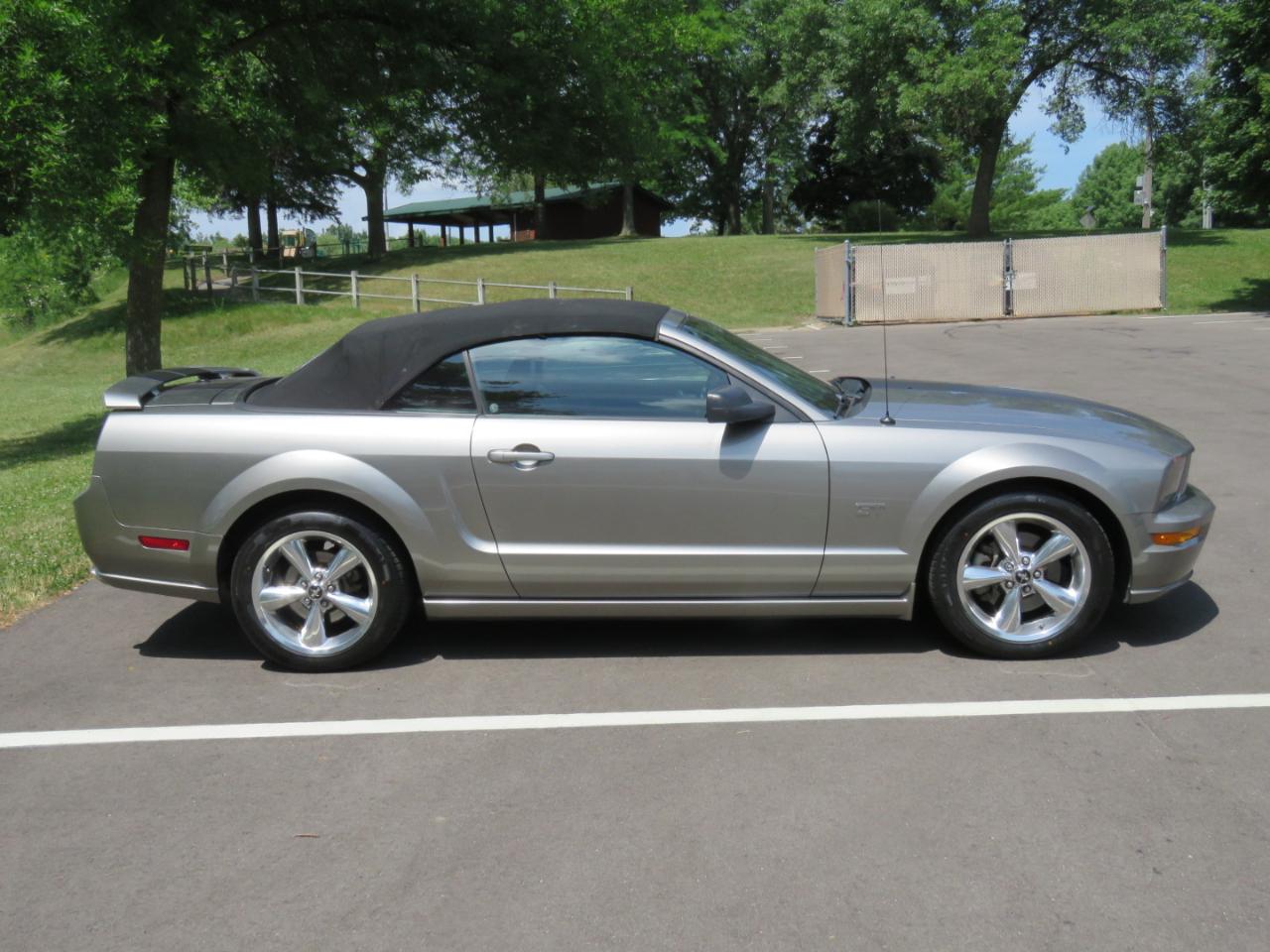 Ford Mustang GT Premium 2008