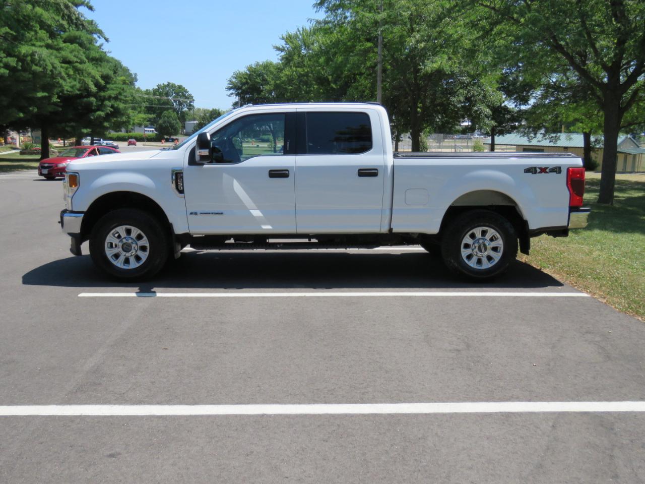 Ford F-250 SD XLT Crew Cab 4WD 2021