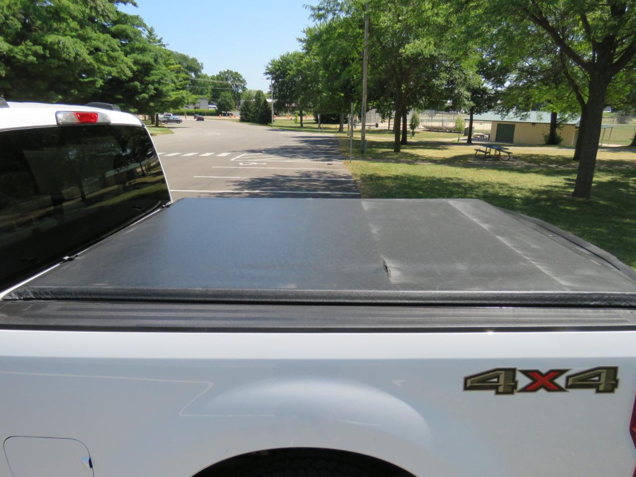 Ford F-250 SD XLT Crew Cab 4WD 2021