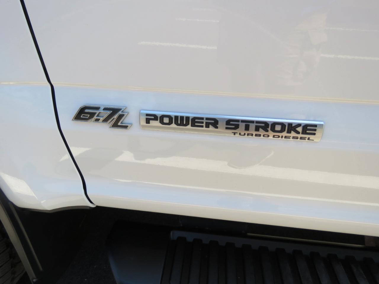 Ford F-250 SD XLT Crew Cab 4WD 2021
