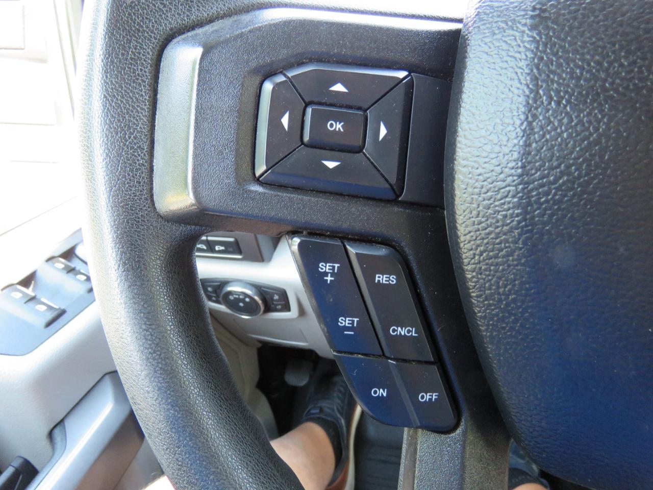 Ford F-250 SD XLT Crew Cab 4WD 2021