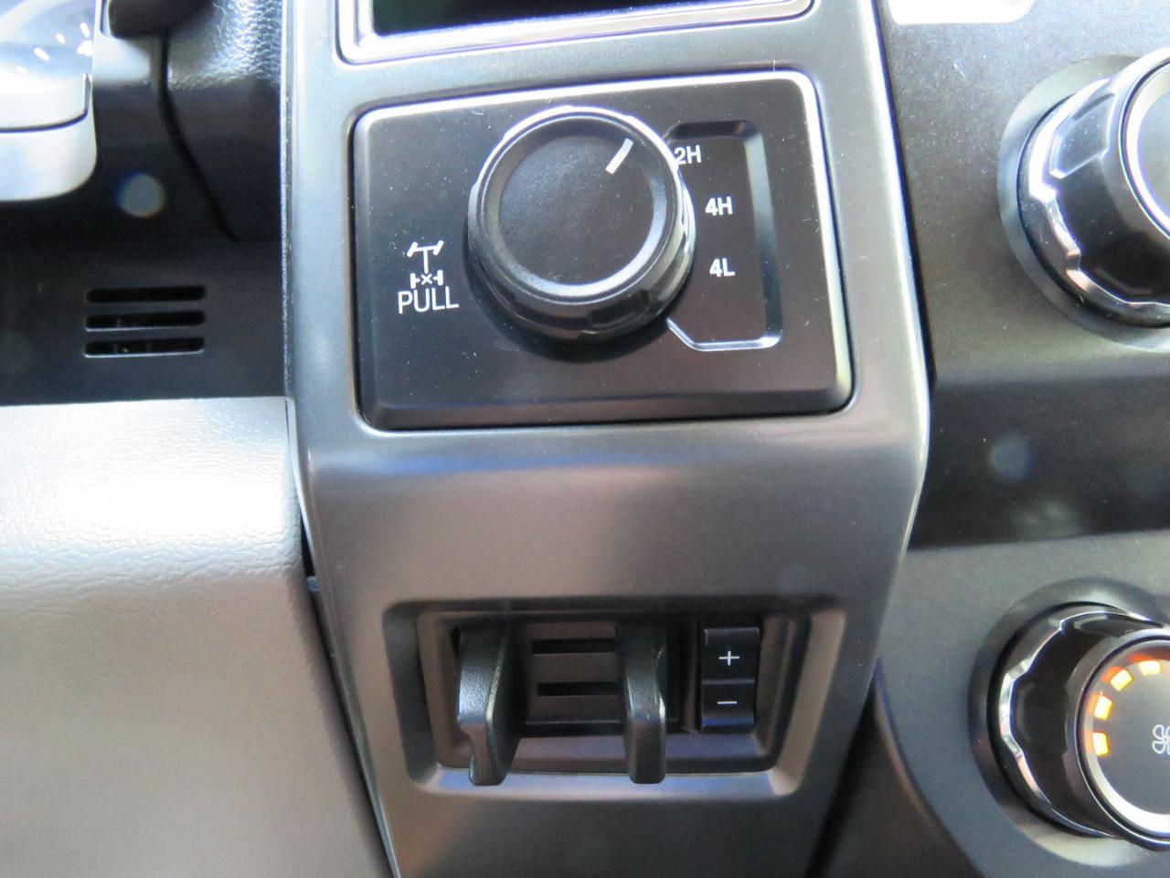 Ford F-250 SD XLT Crew Cab 4WD 2021
