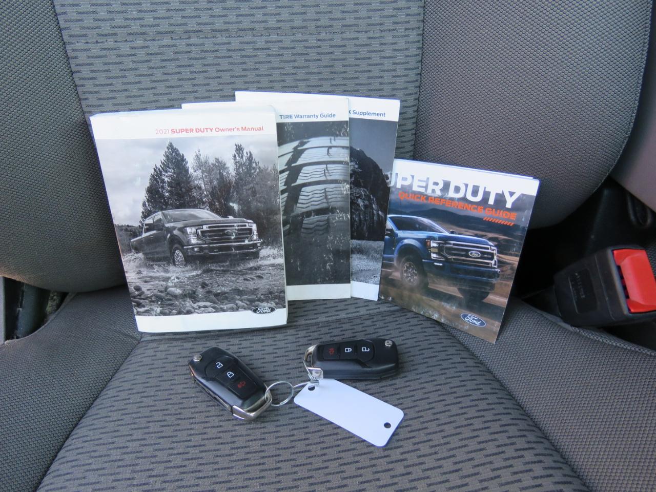 Ford F-250 SD XLT Crew Cab 4WD 2021