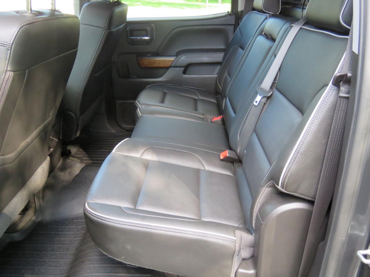 Chevrolet Silverado 1500 High Country Crew Cab Short Box 4WD 2018
