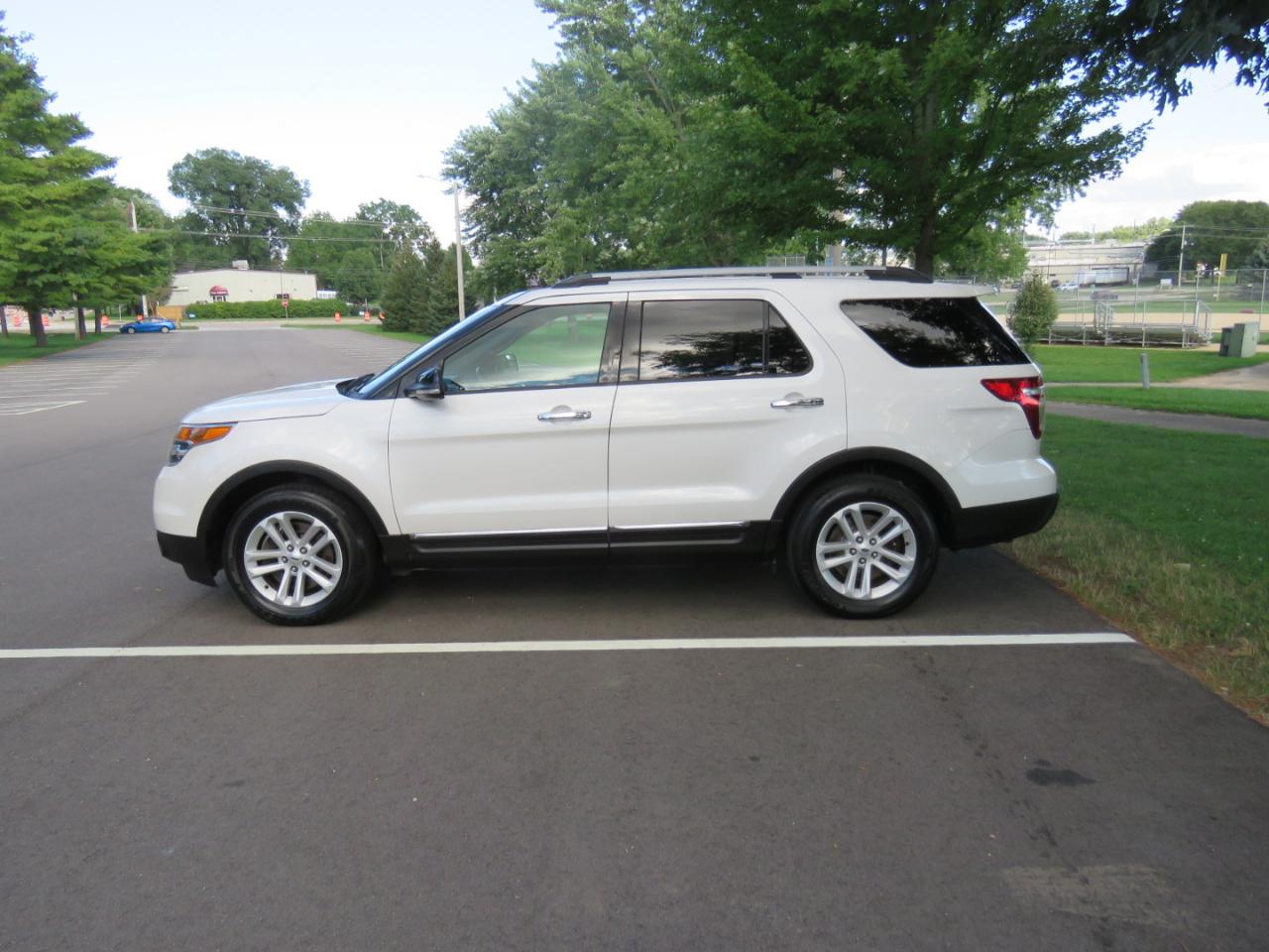 Ford Explorer XLT 4WD 2015