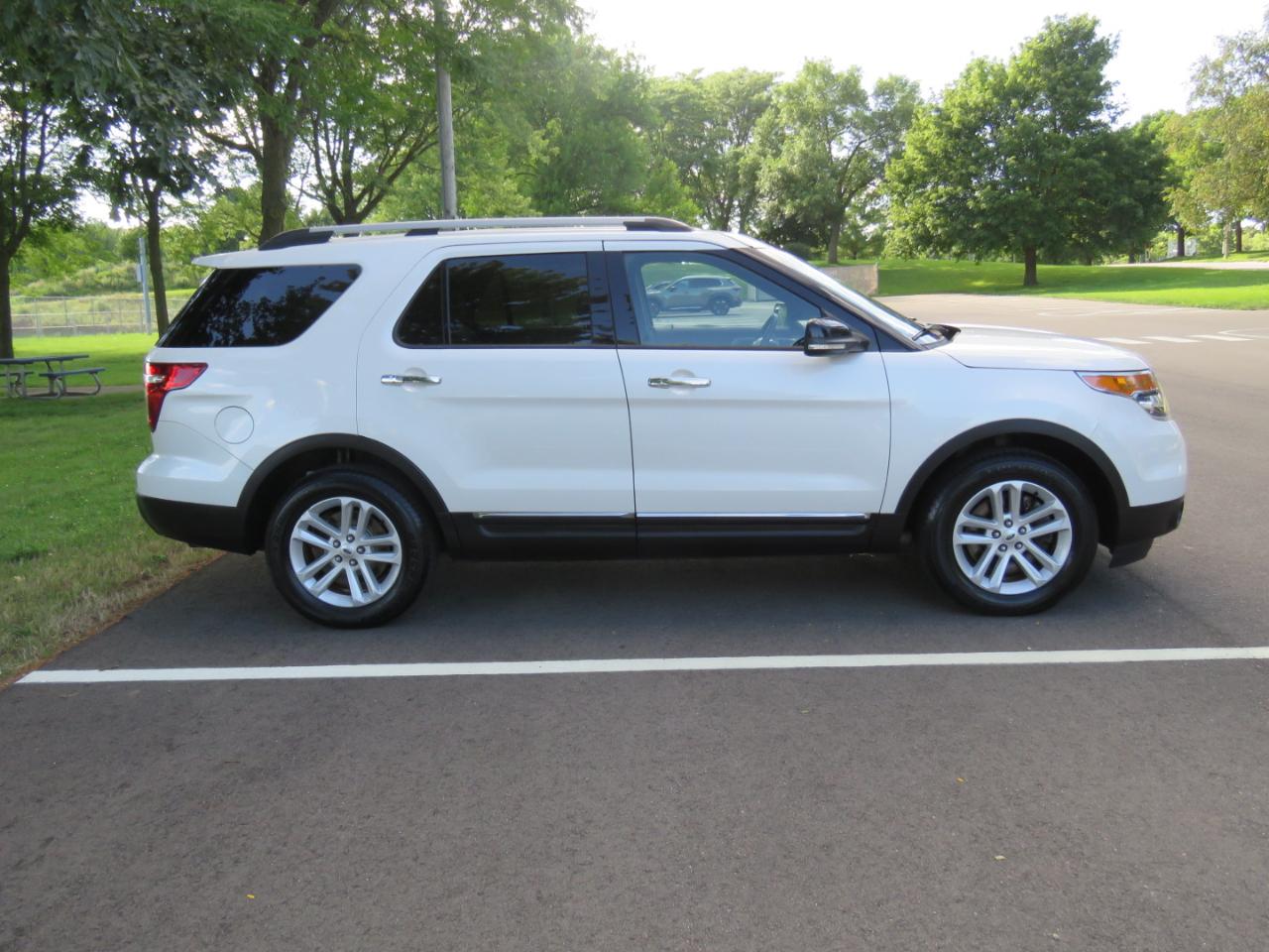 Ford Explorer XLT 4WD 2015