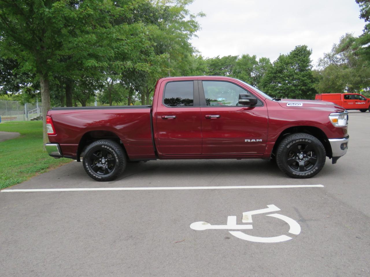 RAM 1500 Big Horn Quad Cab 4WD 2019