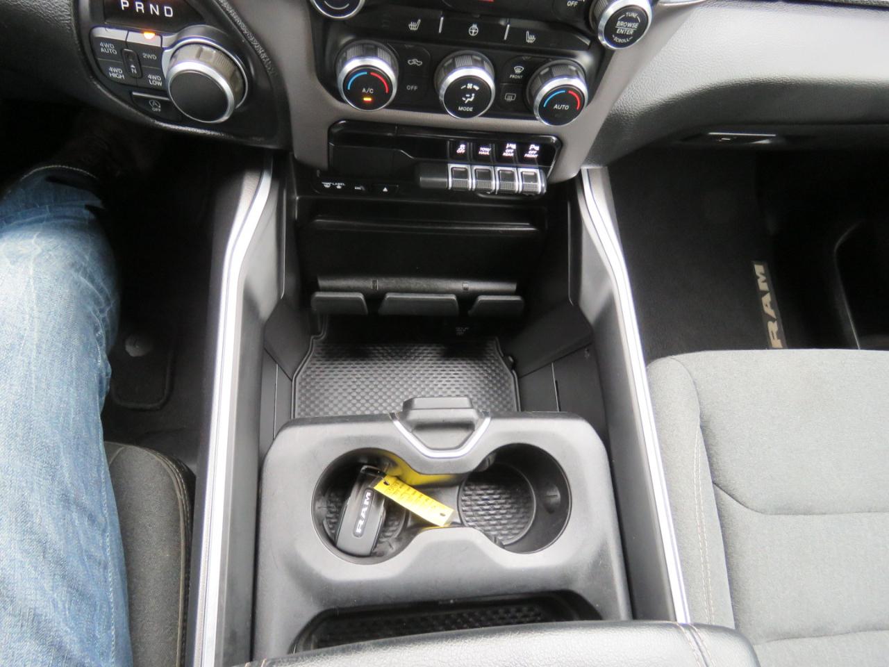 RAM 1500 Big Horn Quad Cab 4WD 2019