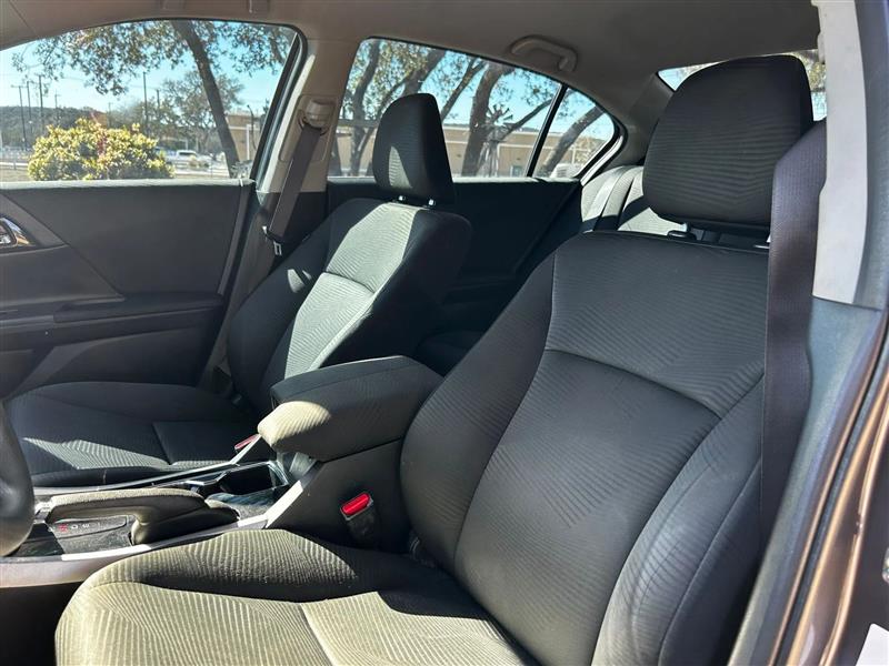 Honda Accord LX Sedan CVT 2017