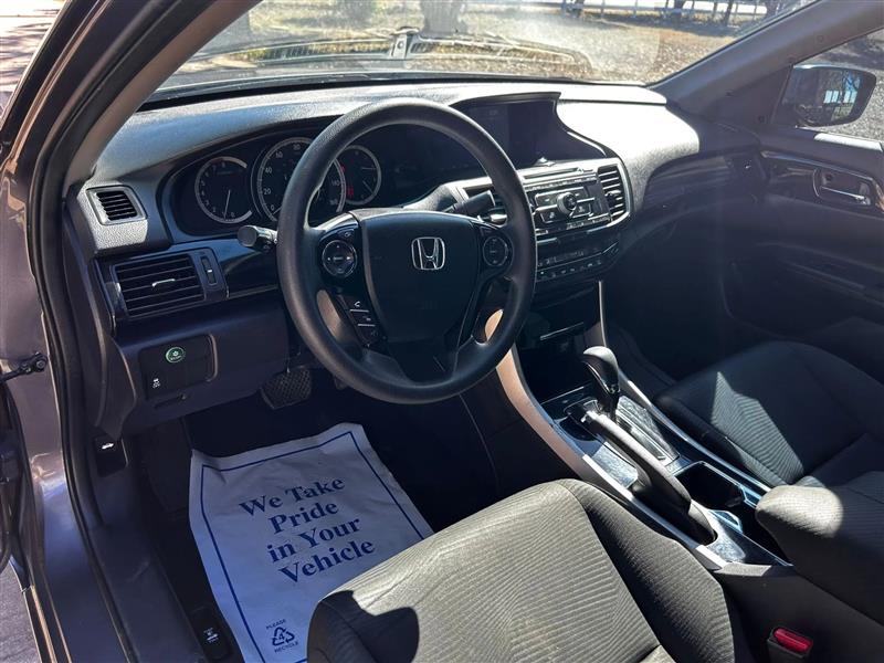 Honda Accord LX Sedan CVT 2017