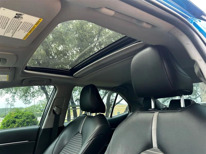 Toyota Camry SE 2018