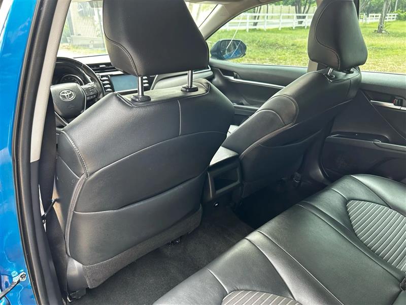 Toyota Camry SE 2018