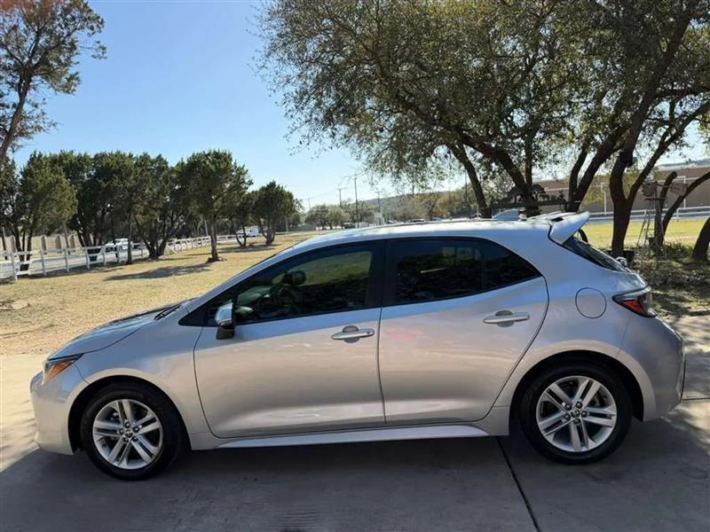 Toyota Corolla SE Hatchback CVT 2021