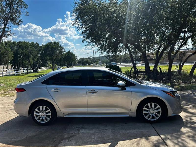 Toyota Corolla LE 2020