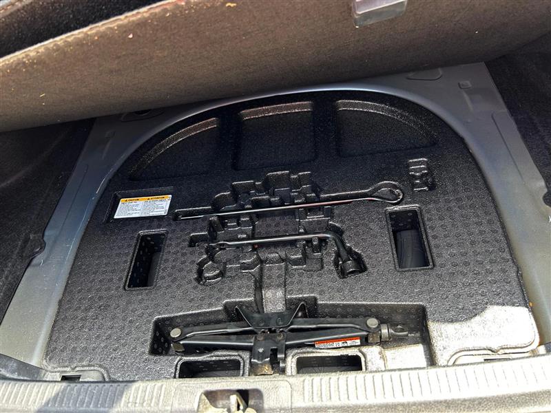 Toyota Camry SE 2019