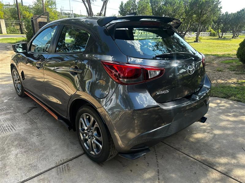 Toyota Yaris LE Hatchback 2020