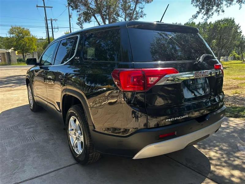 GMC Acadia SLE-1 FWD 2019