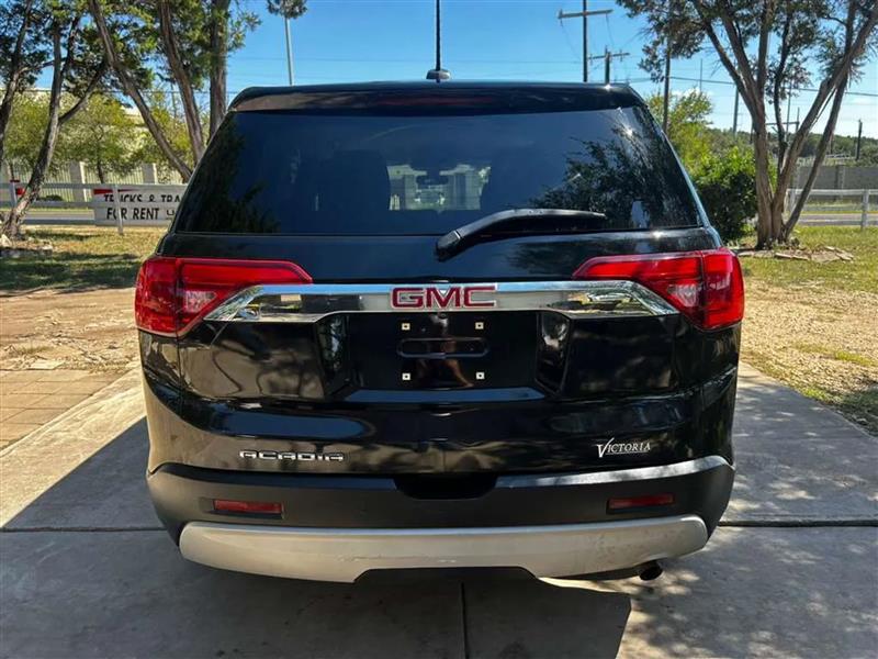 GMC Acadia SLE-1 FWD 2019