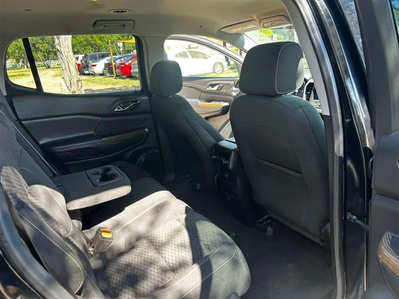 GMC Acadia SLE-1 FWD 2019