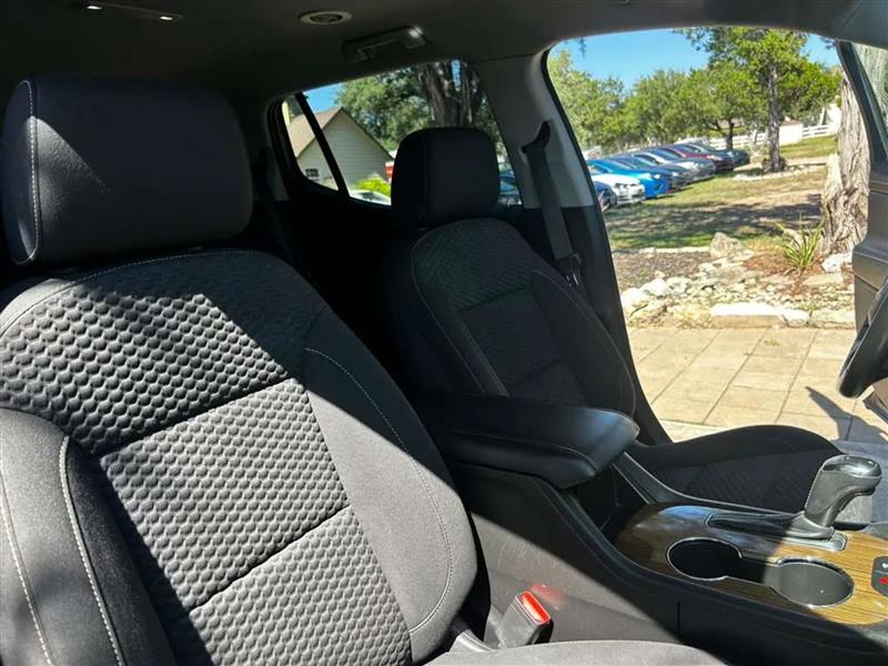 GMC Acadia SLE-1 FWD 2019