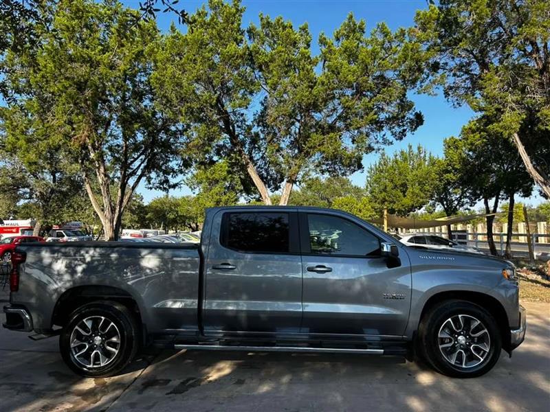 Chevrolet Silverado 1500 LT Crew Cab 2WD 2021