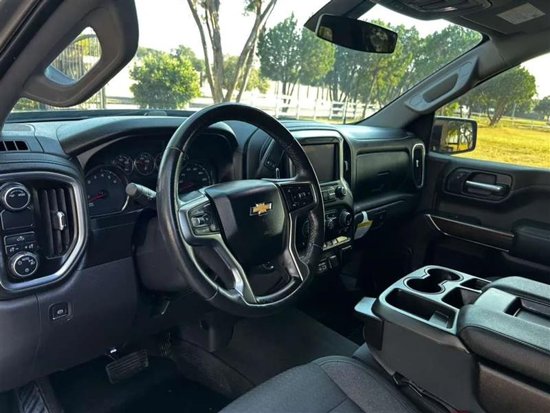 Chevrolet Silverado 1500 LT Crew Cab 2WD 2021