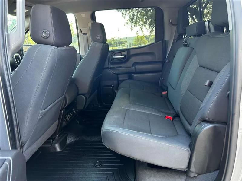 Chevrolet Silverado 1500 LT Crew Cab 2WD 2021