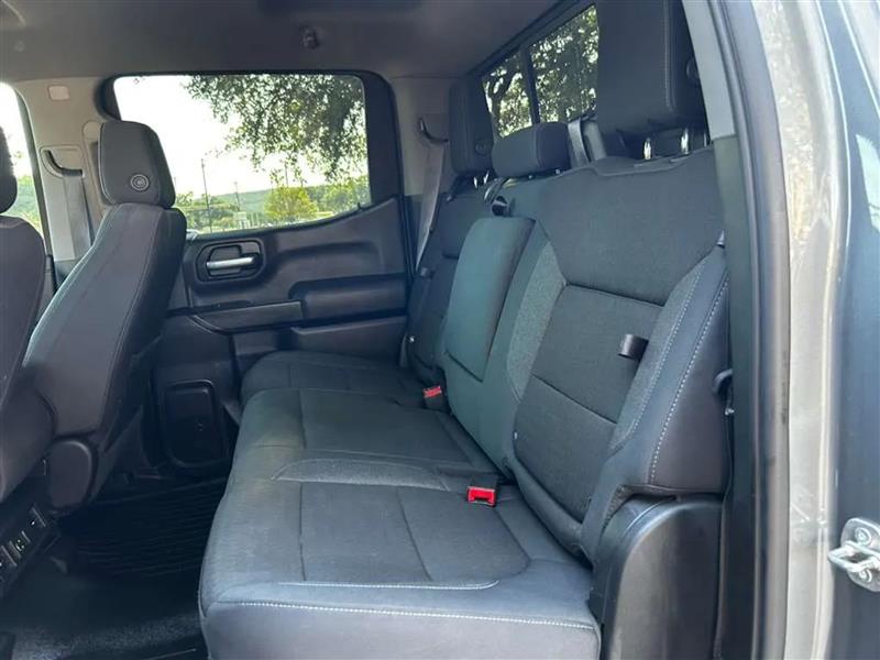 Chevrolet Silverado 1500 LT Crew Cab 2WD 2021