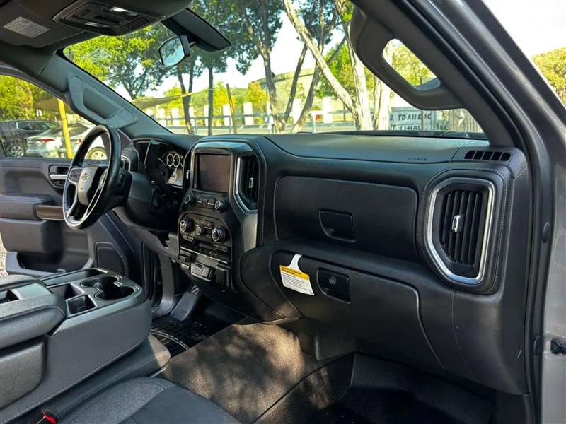 Chevrolet Silverado 1500 LT Crew Cab 2WD 2021
