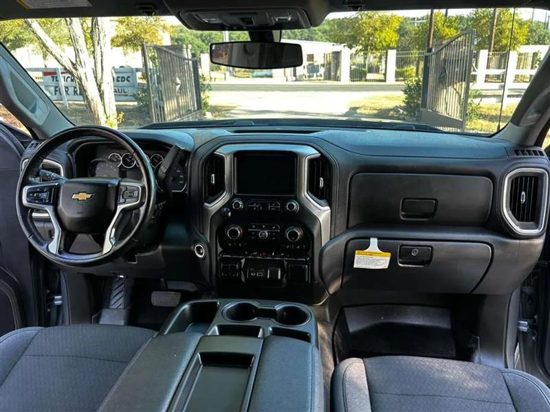 Chevrolet Silverado 1500 LT Crew Cab 2WD 2021