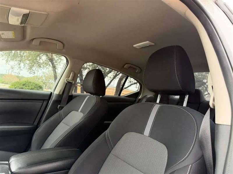 Nissan Sentra SV 2021