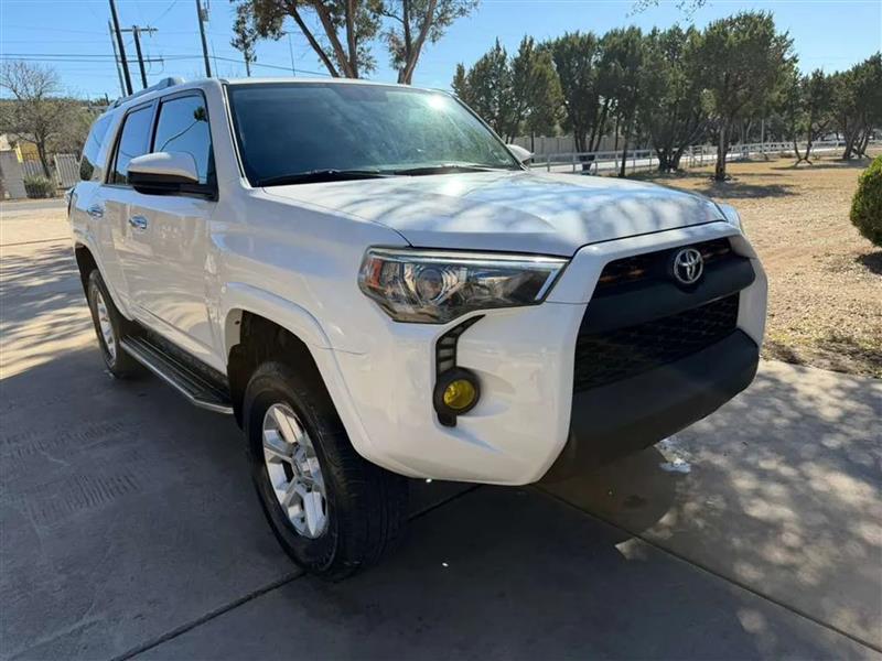 Toyota 4Runner SR5 2WD 2015