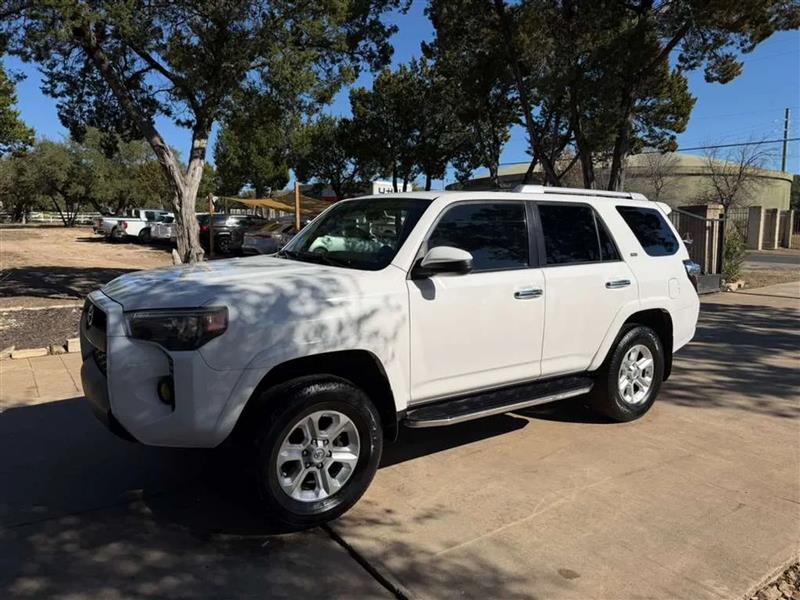 Toyota 4Runner SR5 2WD 2015